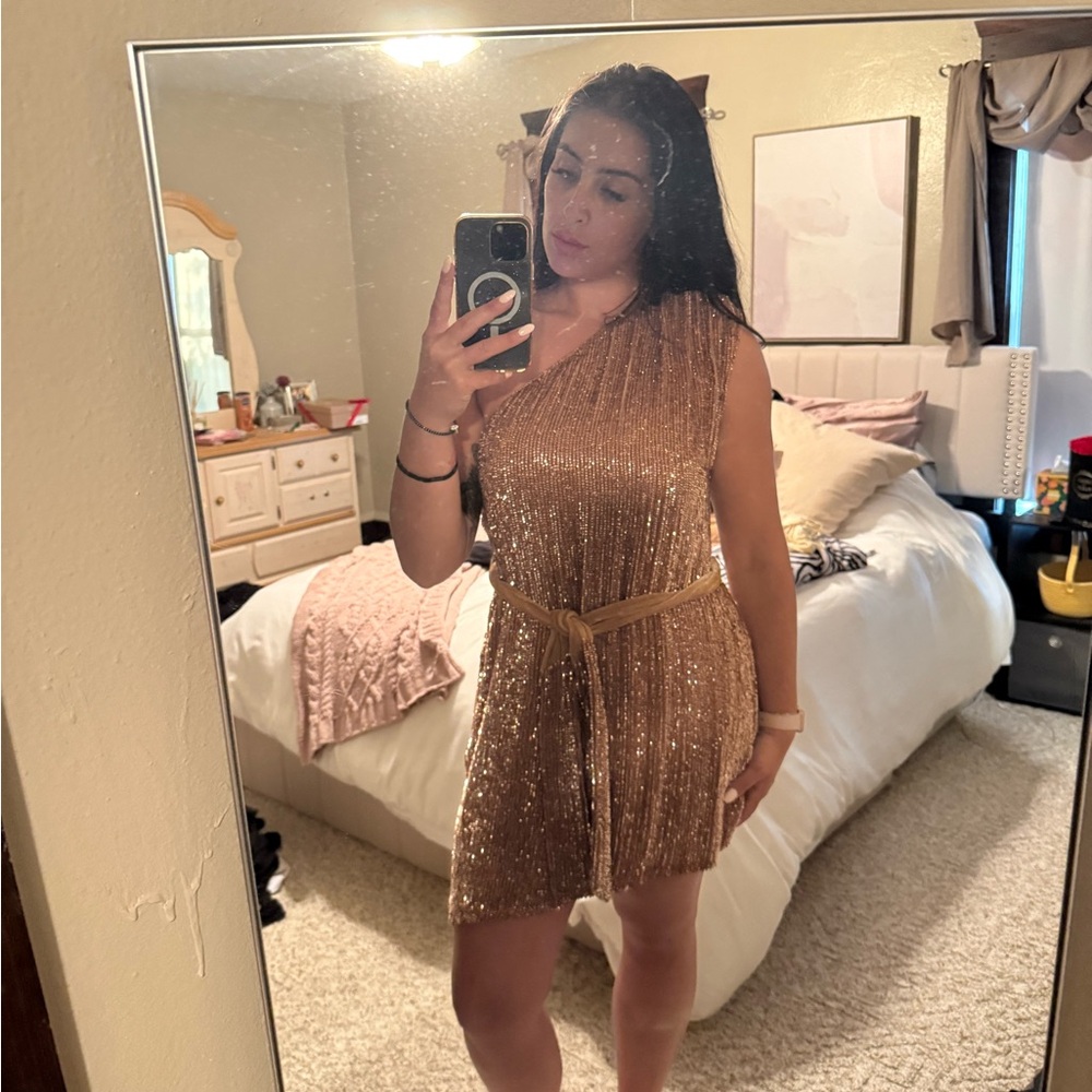 Retrofete Gold One Shoulder Dress